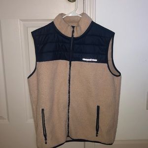 Vineyard vines vest